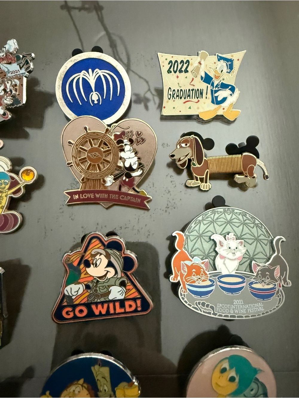 Disney Pin Lot Collection - Picture 4 of 10